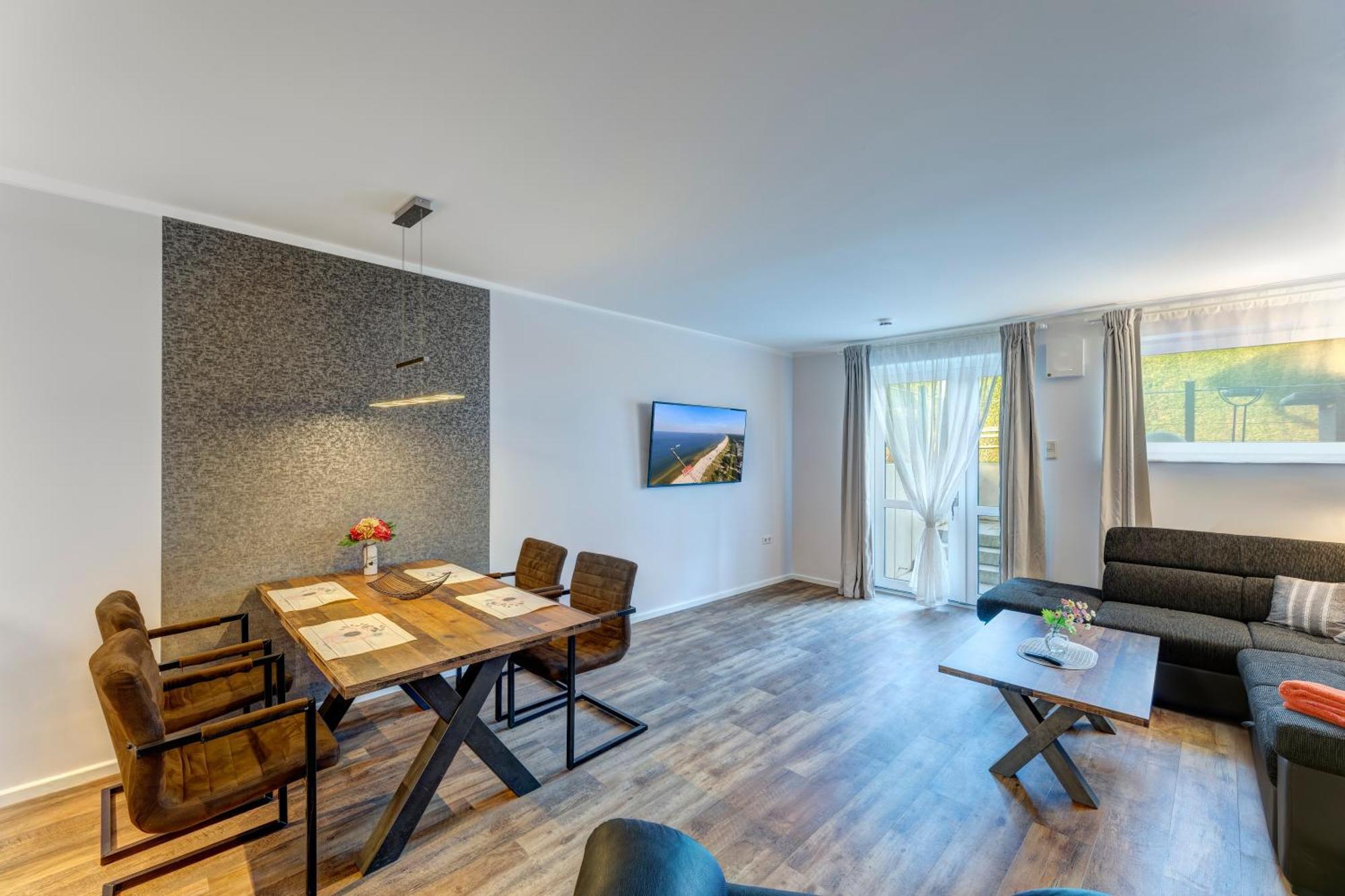 Haus Im Gruenen Apartment Heringsdorf  Exterior photo
